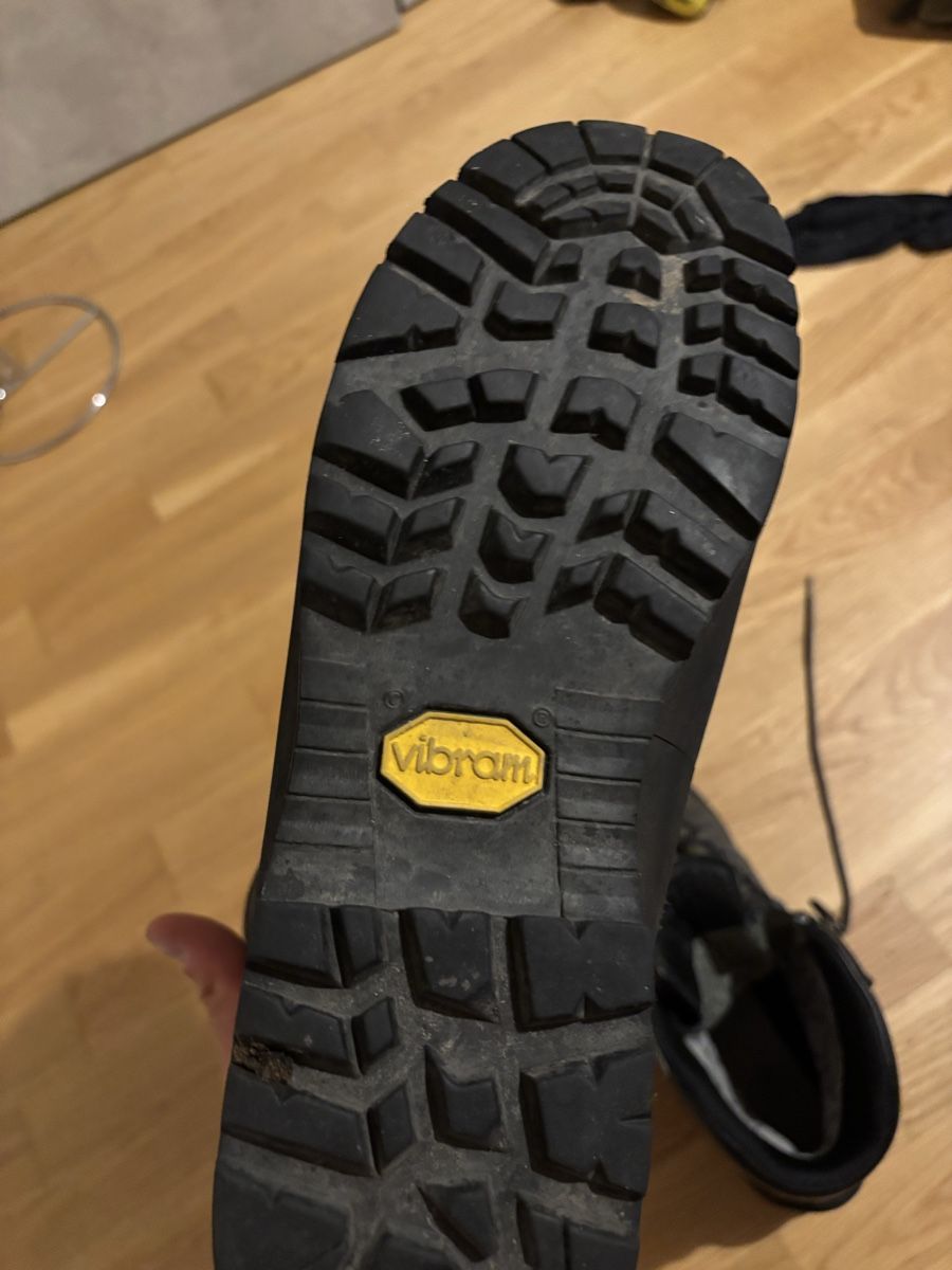 Scarpe da uomo: KS 14 – Usato da Delémont venduto da bry2299 3