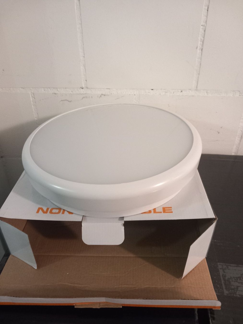 Lampadari & plafoniere: LED Decken/Wandleuchte IP65 – Nuovo e nell'imballaggio originale da Thun venduto da Beroshop 1