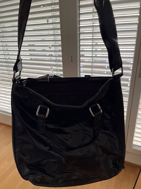 Borse da donna: Handtasche L.Credi Kunstleder glanz d braun  – Usato da Rütihof venduto da sus_6r5m 2