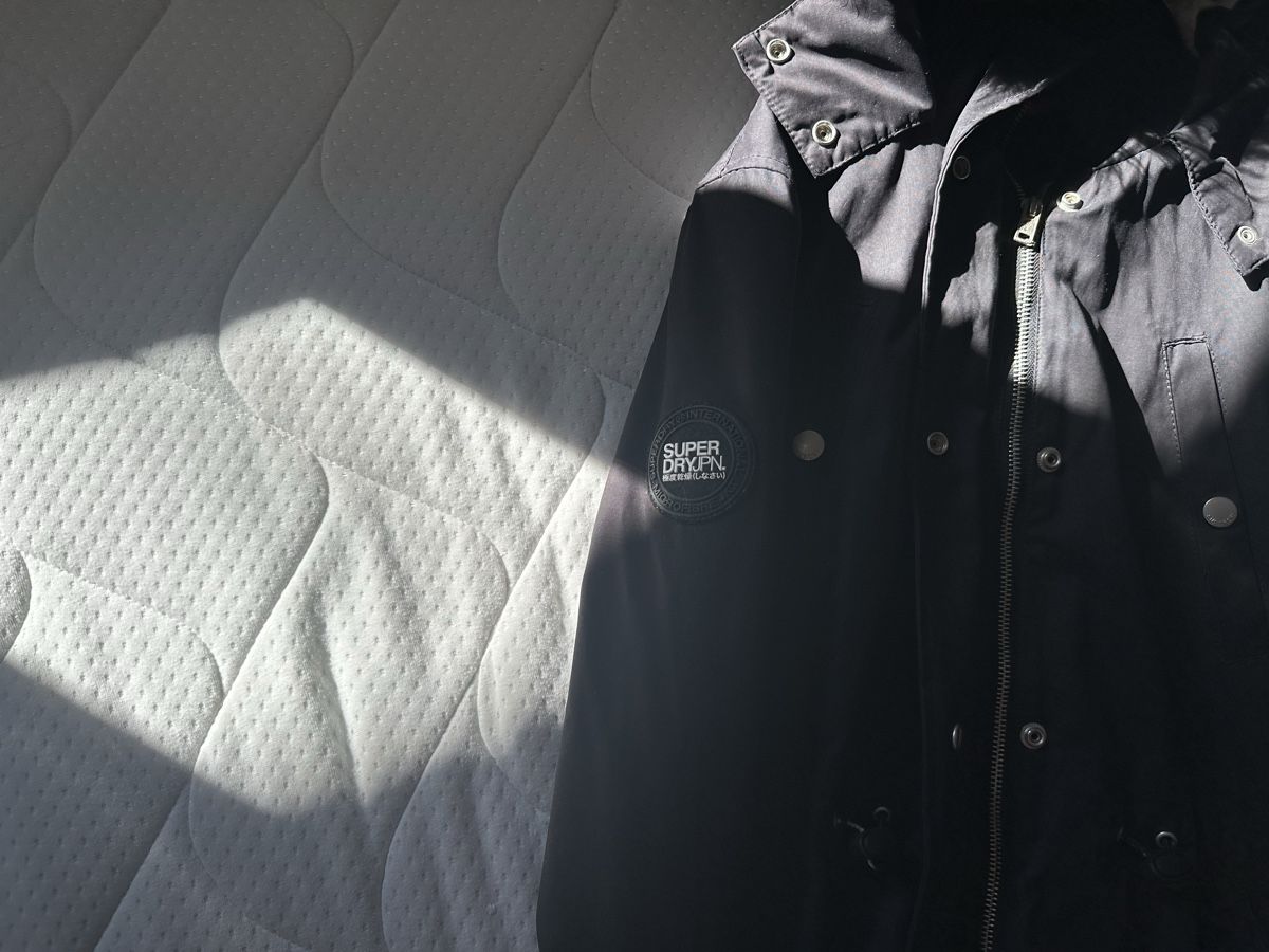 Superdry Giacche: Superdry Winterjacke, Grösse XS, Schwarz – Usato da Luterbach venduto da hel_rc26