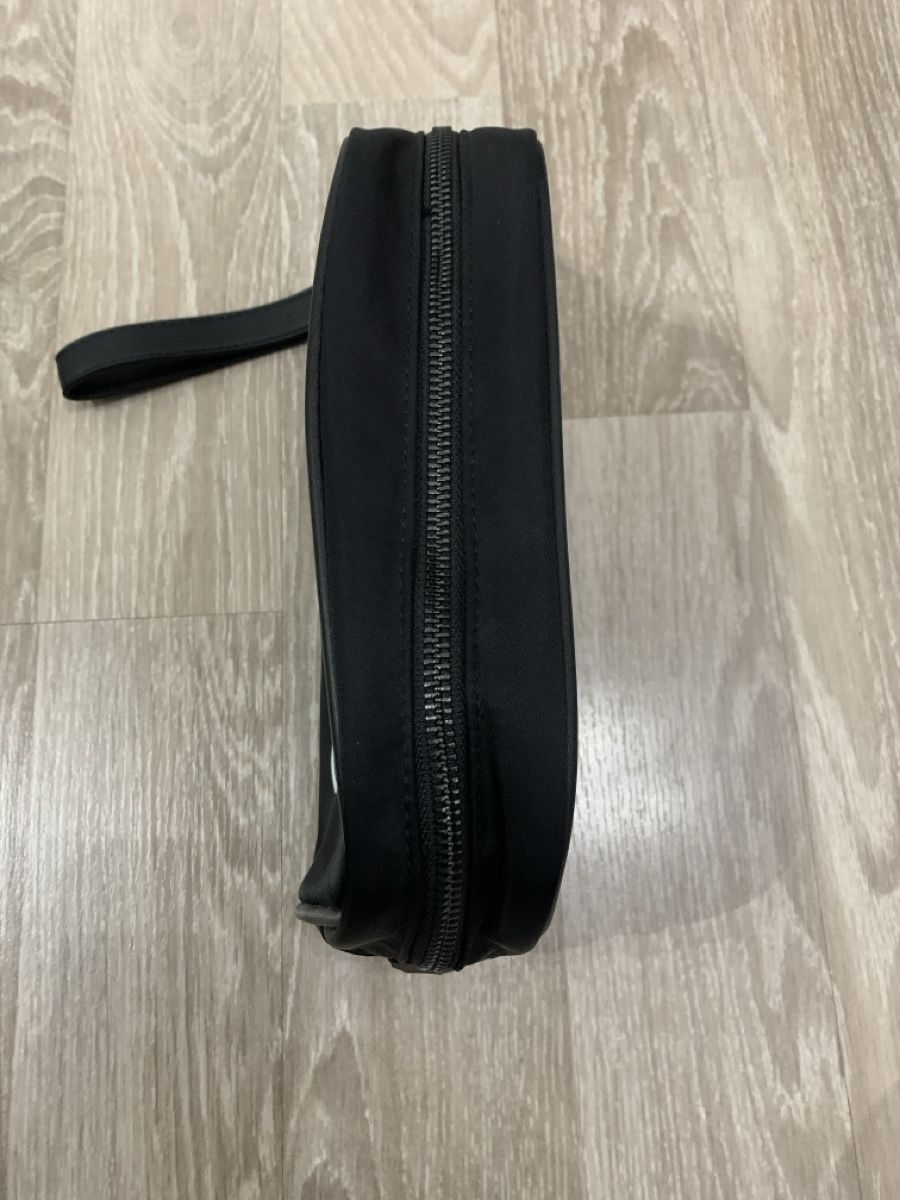 Valentino Borse: Pochette à main – Nuovo (secondo la descrizione) da Collombey venduto da amina36 1