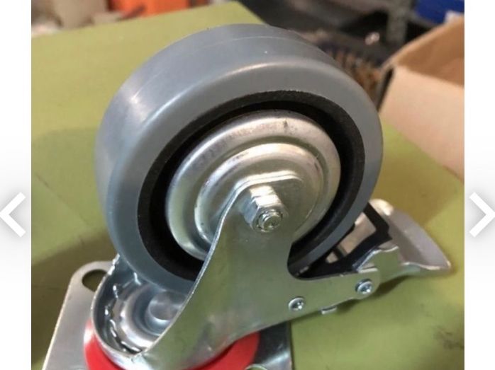 Tutti gli attrezzi: Transportrollen 4er Set Industrie Rollen – Nuovo e nell'imballaggio originale da Hittnau venduto da Oracel 2