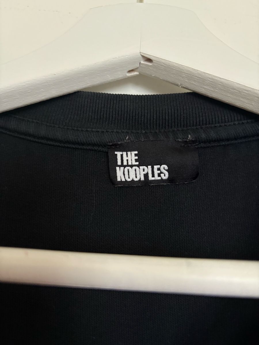 Kooples T-shirt: The Kooples T-Shirt – Nuovo (secondo la descrizione) da Olten venduto da lizla 1