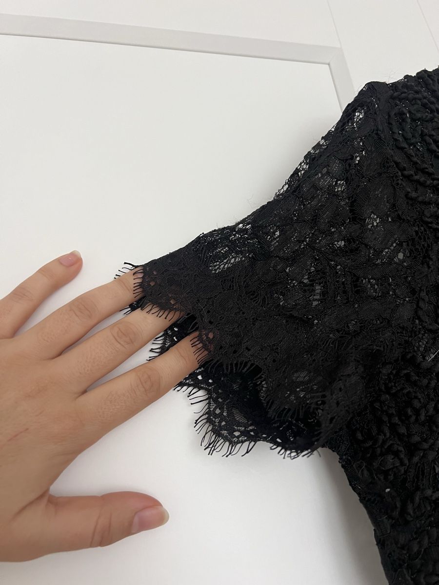Zara T-shirt: T-shirt Zara – Usato da Pregassona venduto da kat_zh5d 3