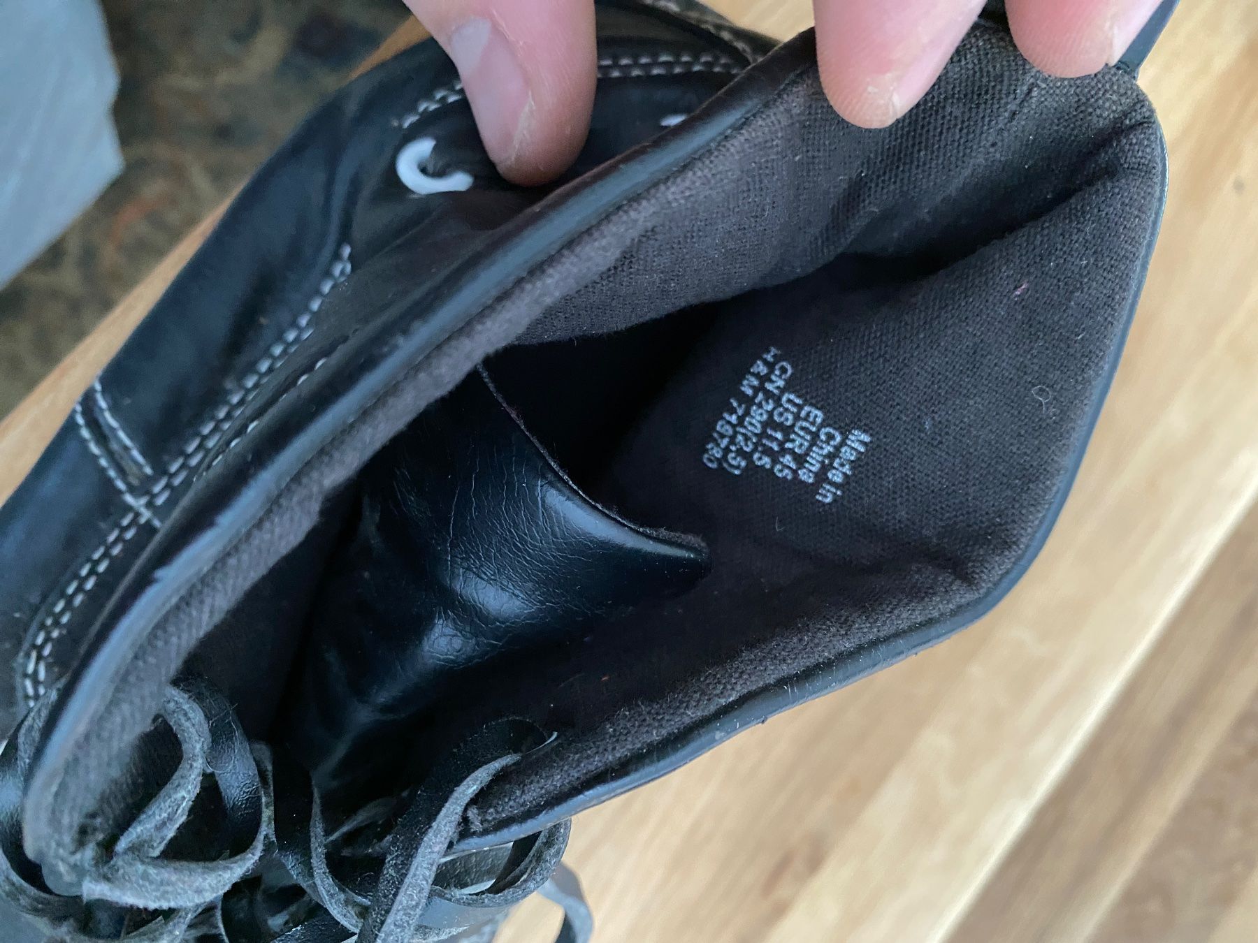 H&M Scarpe da uomo: Stiefel Schuhe Sneaker – Usato da Kriens venduto da saleworld 1