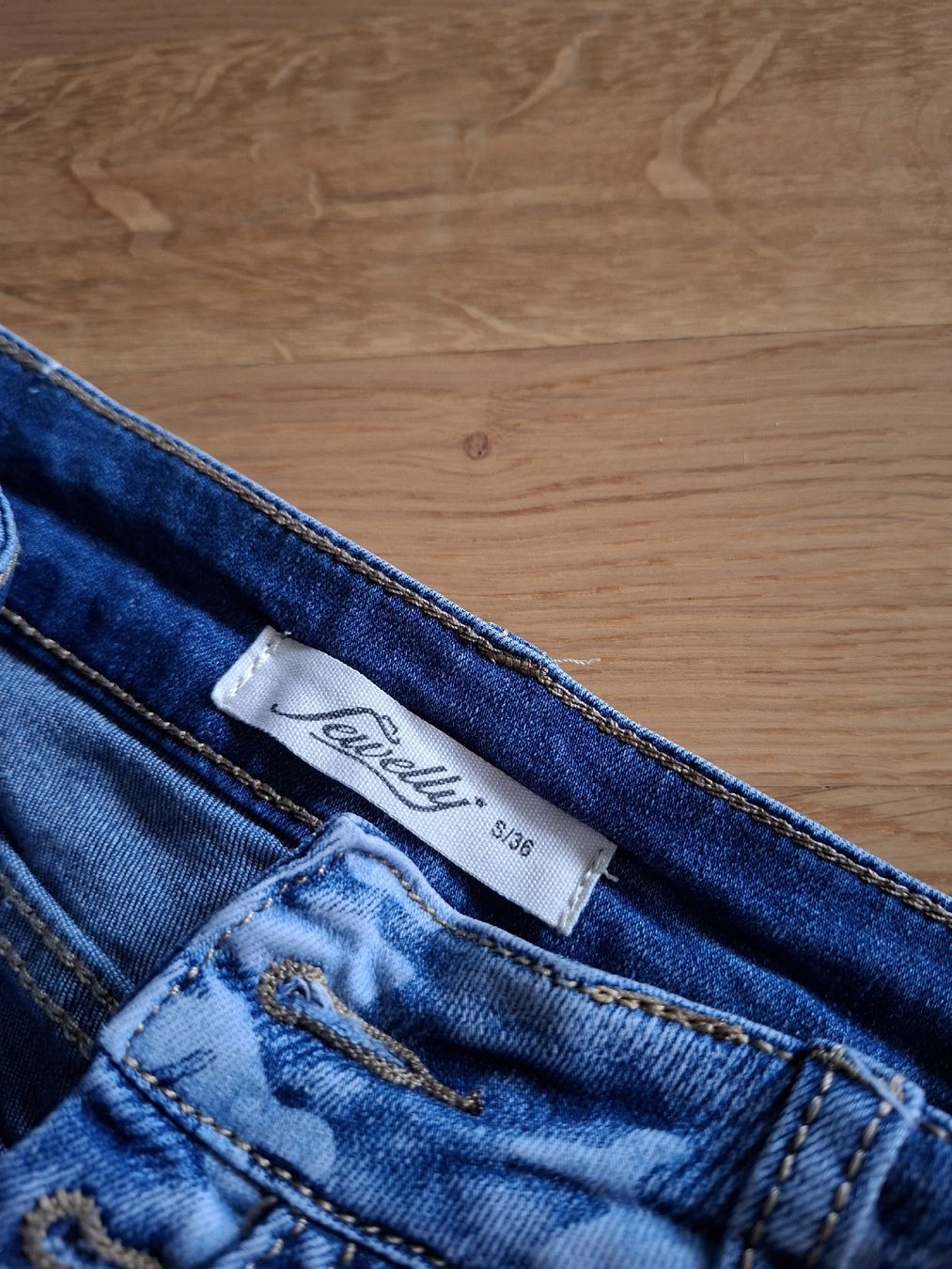 Lots de vêtements: Hosenpaket Grösse 36 – Neuf (Voir description) à Lyss par Infinia 2
