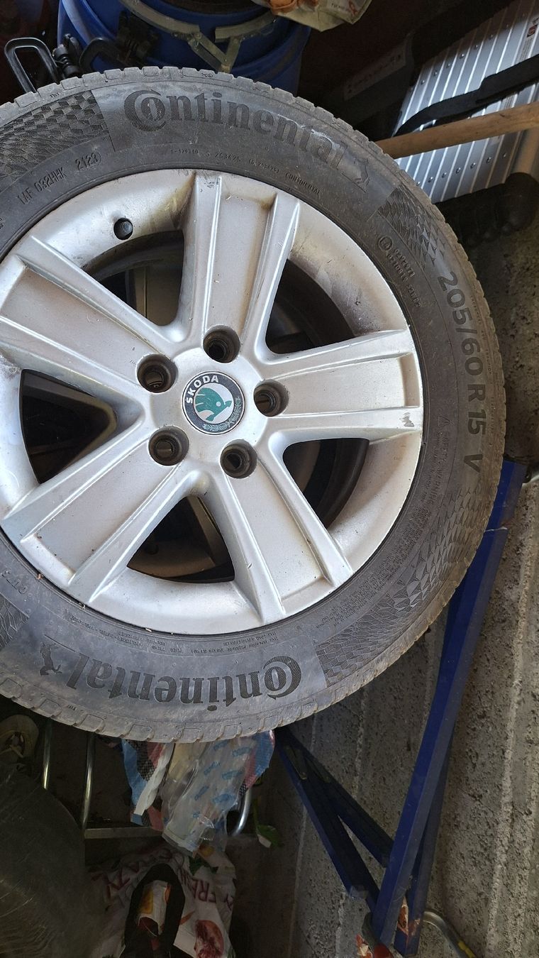 Skoda Cerchioni: 4 roues avec jantes skoda – Usato da Court venduto da sch_99mz 1