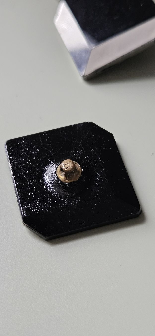Bottoni: 3 boutons anciens  2,5cm – Usato da Carouge GE venduto da Lea000 2