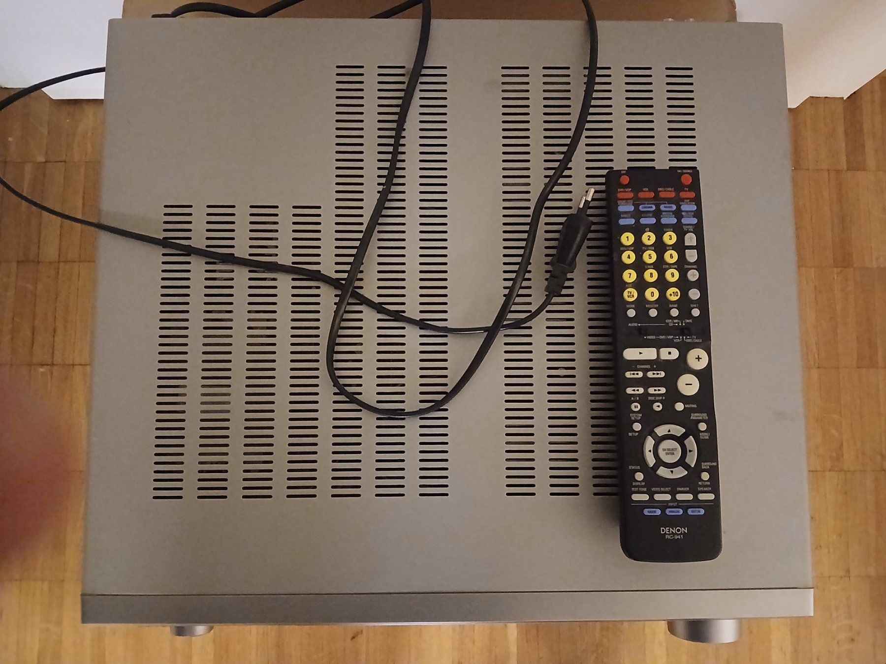 Denon Receiver: Denon AVR-1604 Heimkino Receiver – Gebraucht aus Lausanne von hdda 2