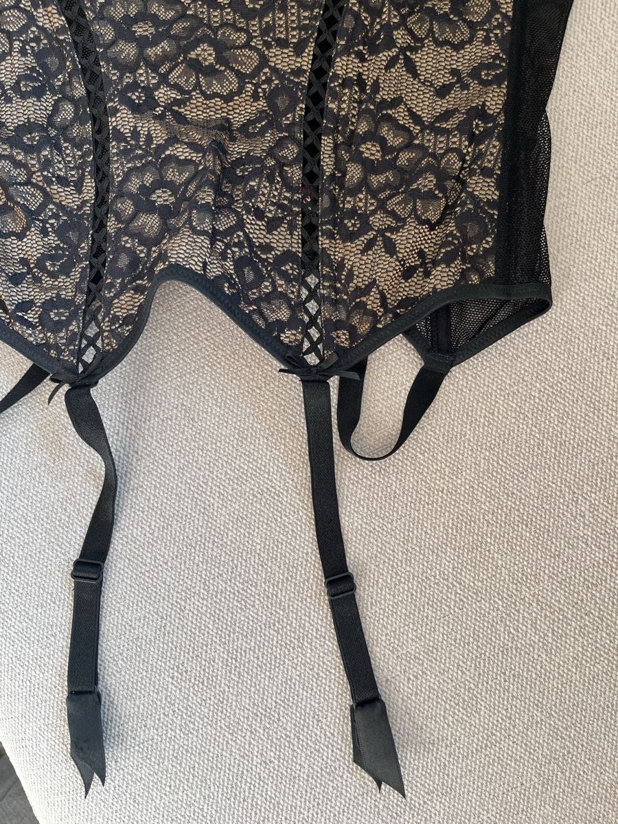 Beldona Top: Beldona Corsage Korsett – Usato da St. Margrethen SG venduto da ali_5xzk 1