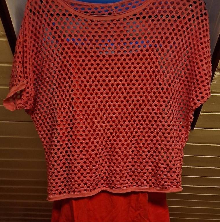 Top: Zweiteiliges crop top  – Usato da Riehen venduto da Joloe 1
