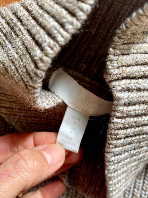 H&M Pulls & Sweat-shirts: Eleganter Rollpullover – D'occasion à Aarau par lacrimara 1