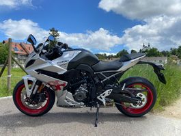 SUZUKI GSX-8R offen oder auch als 35kW, 4 Jahre Garantie