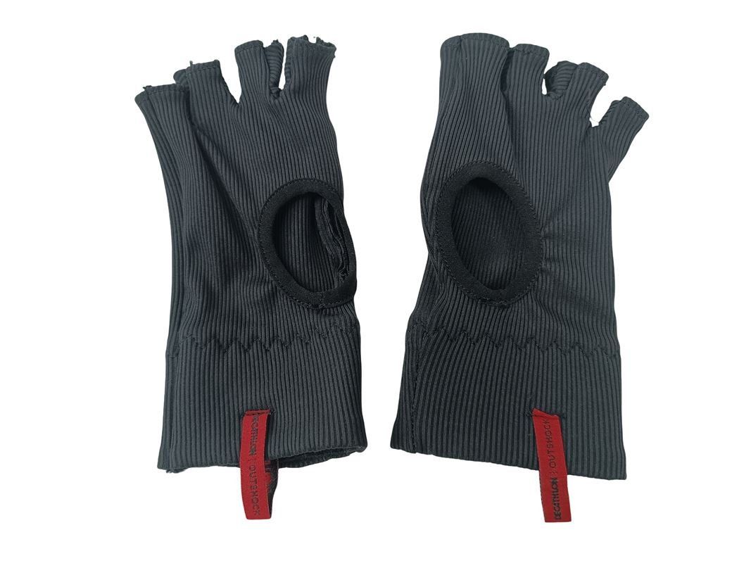 Decathlon Guanti & manicotti: DECATHLON Outshock  Box-Innenhandschuhe – Usato da Luzern venduto da Restwert_Luzern
