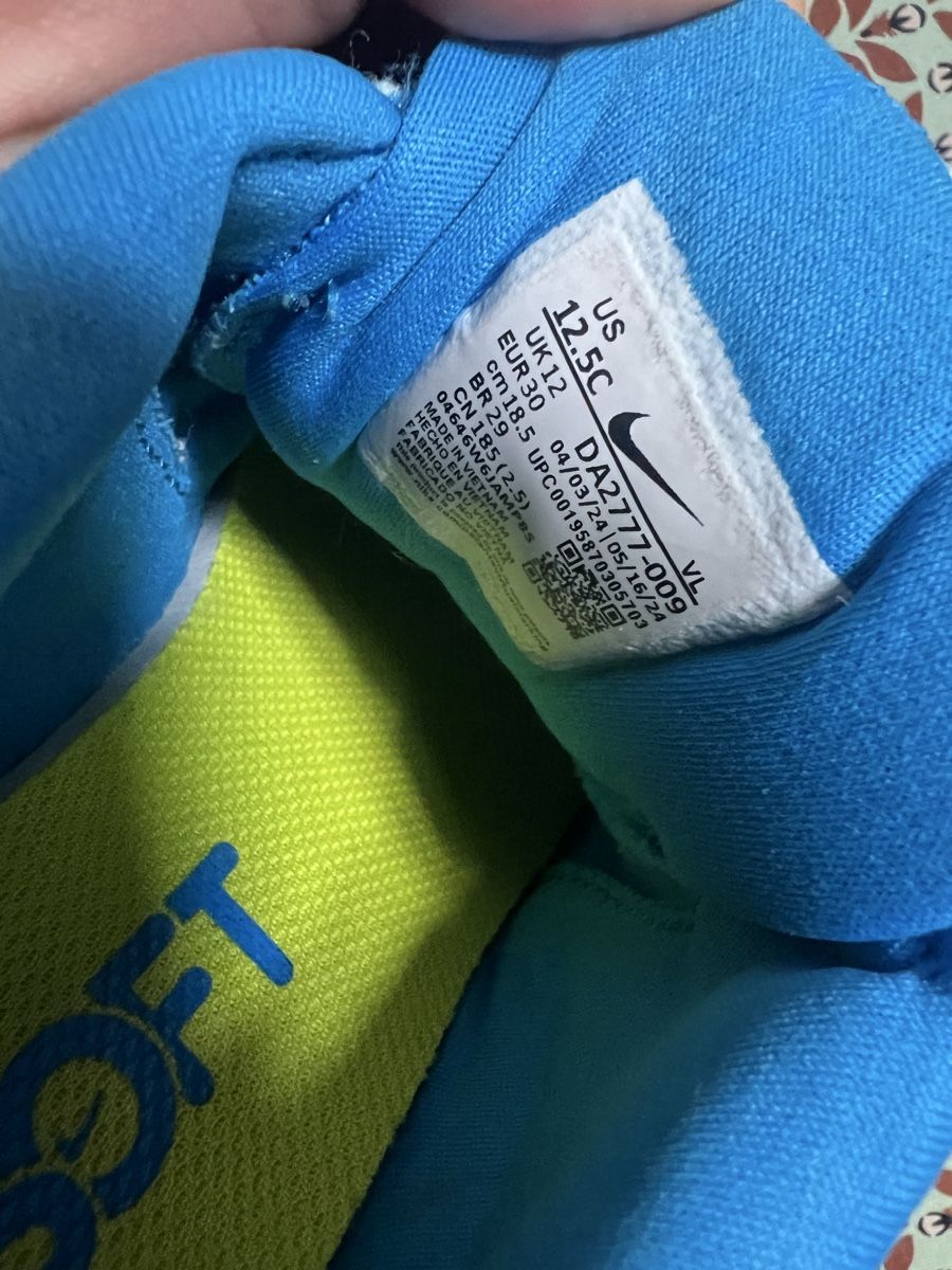 Scarpe per ragazzi: Nike Turnschuhe Gr.30 sehr gut – Usato da Bottighofen venduto da fritz-81 2