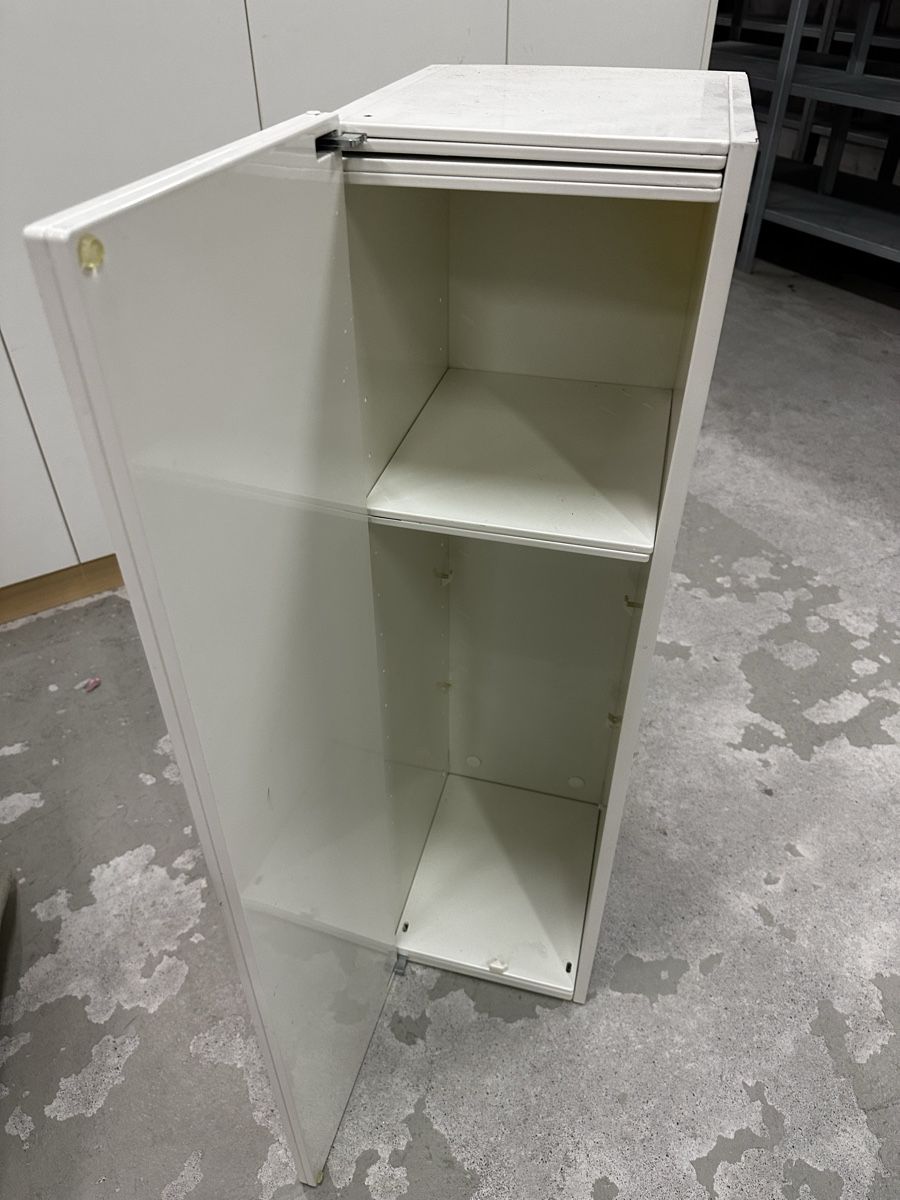 Schränke: Einbauschrank / Wandschrank weiss – Gebraucht aus Chur von Sim7000 3