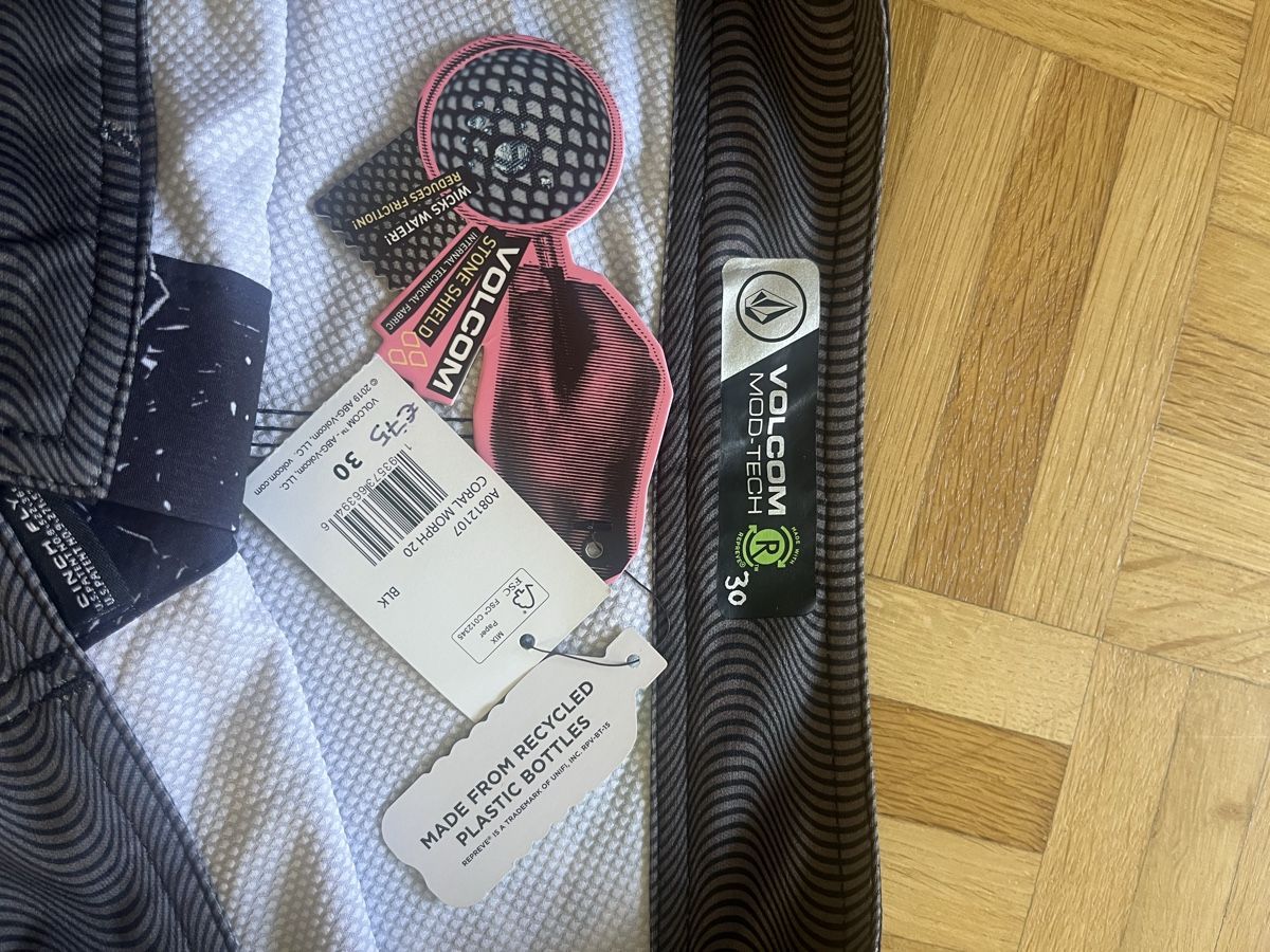 Volcom Costumi da bagno: Badeshorts Badehose Volcom NEU – Nuovo e nell'imballaggio originale da Vaduz venduto da Wurzla777 2