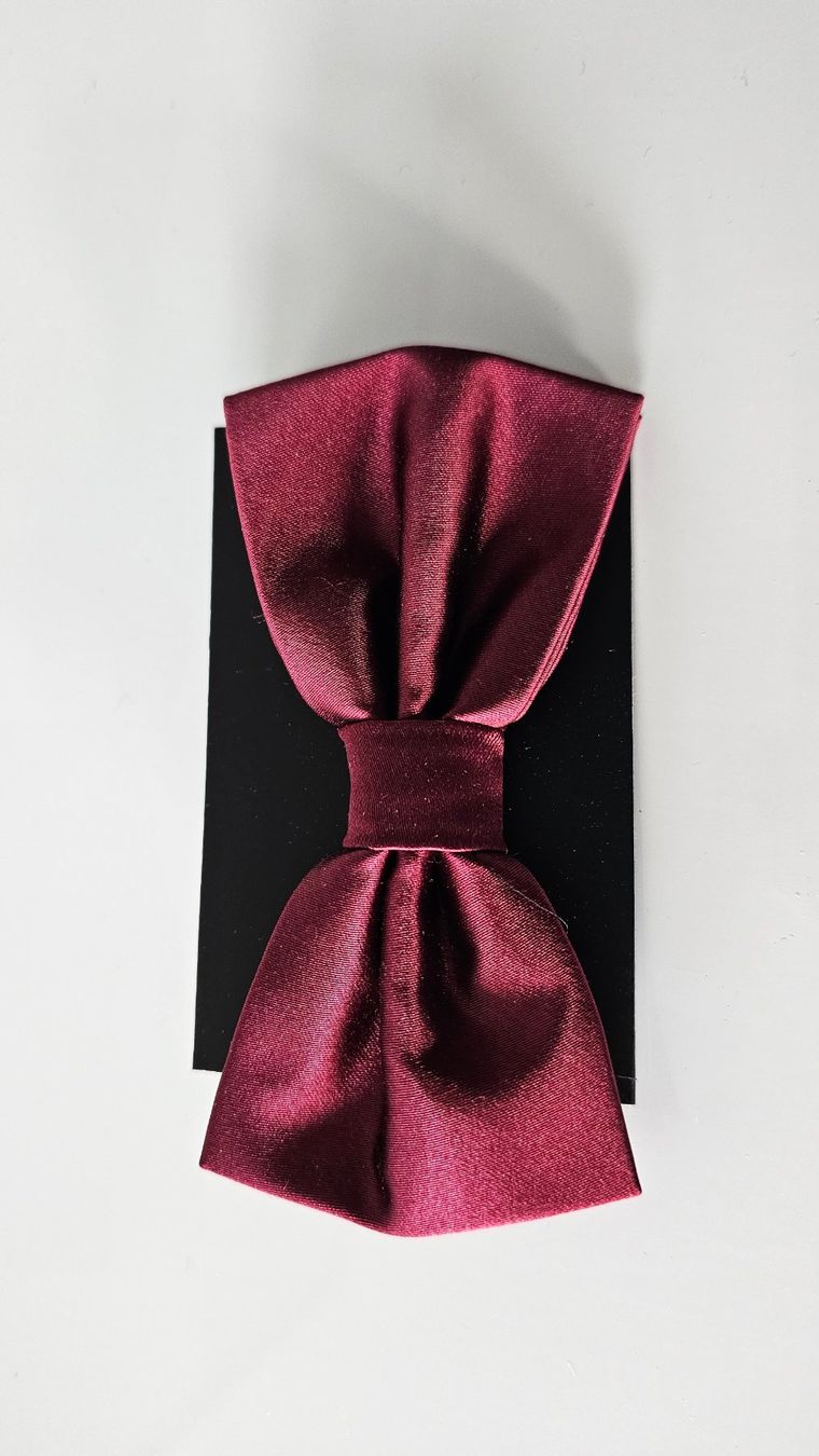 Cravatte: Fliege bordo satin neu u originalverpackt – Usato da Fehraltorf venduto da yan_t9yg 1