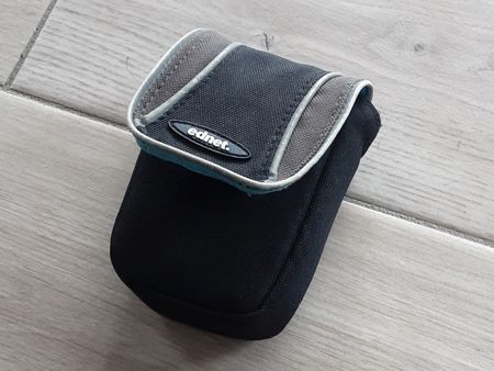 Housse pour appareil photo compact