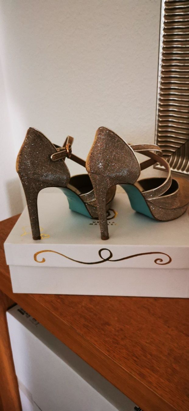 Damenschuhe: Chaussures – Gebraucht aus Genève von rescateCH 2