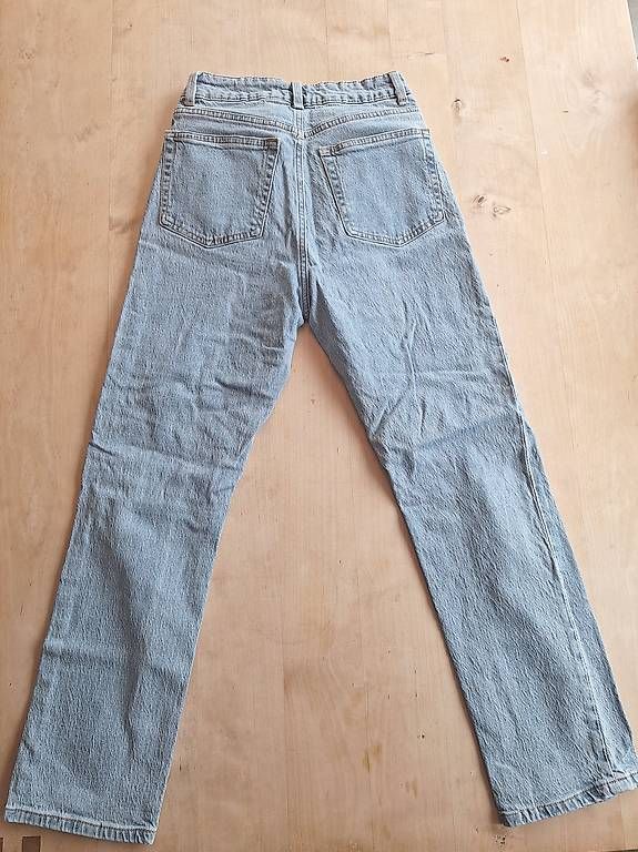 Jeans: H&M Jeans Gr.36 – Usato da Seewis-Dorf venduto da GAGAGAGSGAGA 1
