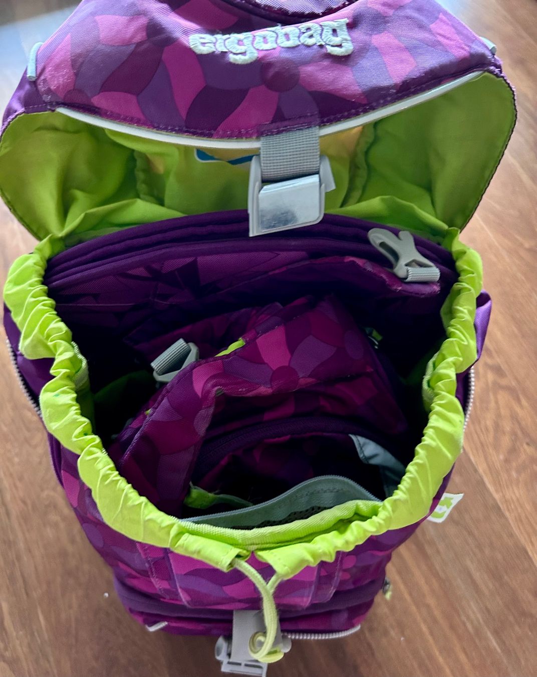 Ergobag Borse & Zaini: Schulrucksack – Usato da Weggis venduto da Duma2 2
