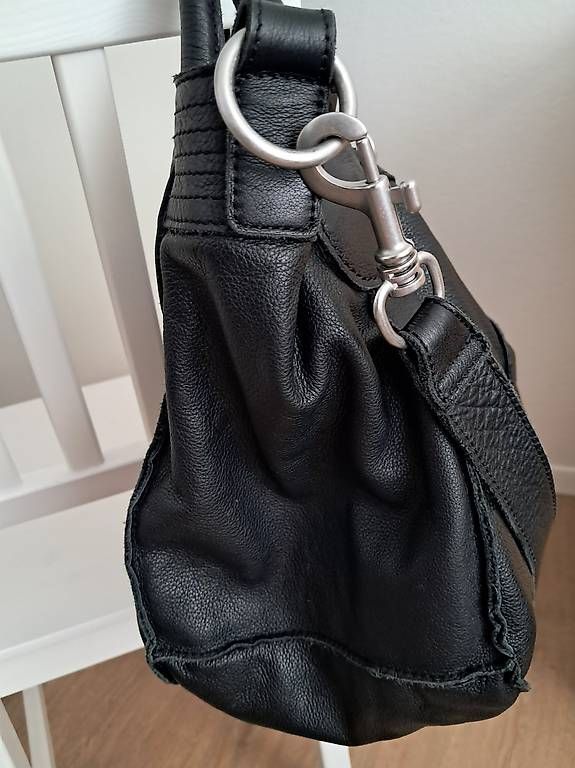 Taschen für Damen: LIEBESKIND Berlin Ledertasche    – Gebraucht aus Basel von len_t965 1