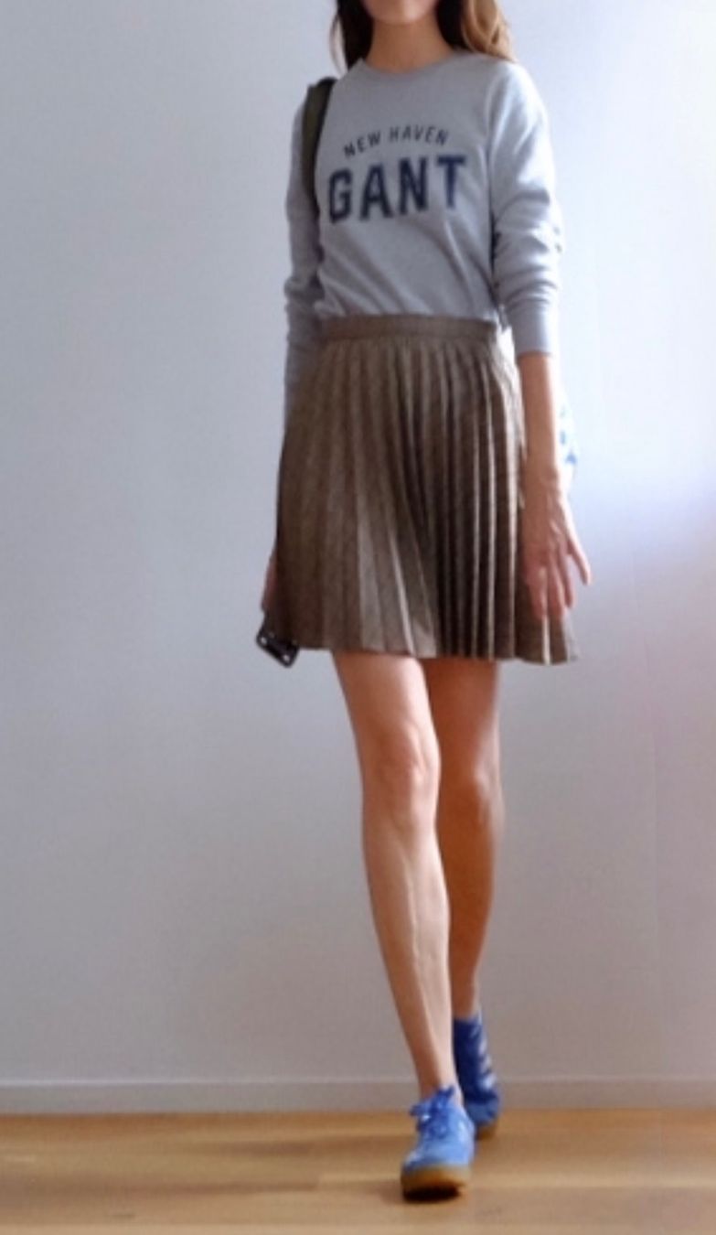 Gap Pulls & Sweat-shirts: GAP Sweatshirt – D'occasion à Jona par vanessasupermarket20