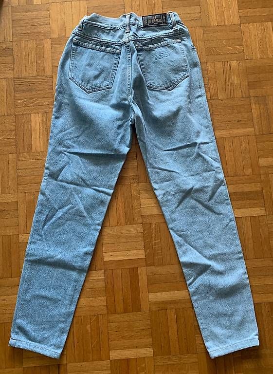 Jeans: Fendi Damen Jeans – Gebraucht aus Bern von Nici2210 2