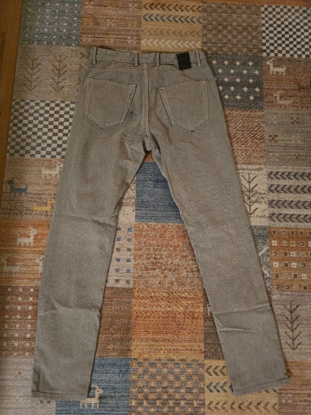 Pantaloni: Zara Herren Jeans, Khaki, Grösse 40 – Usato da Luzern venduto da Moonviper 2