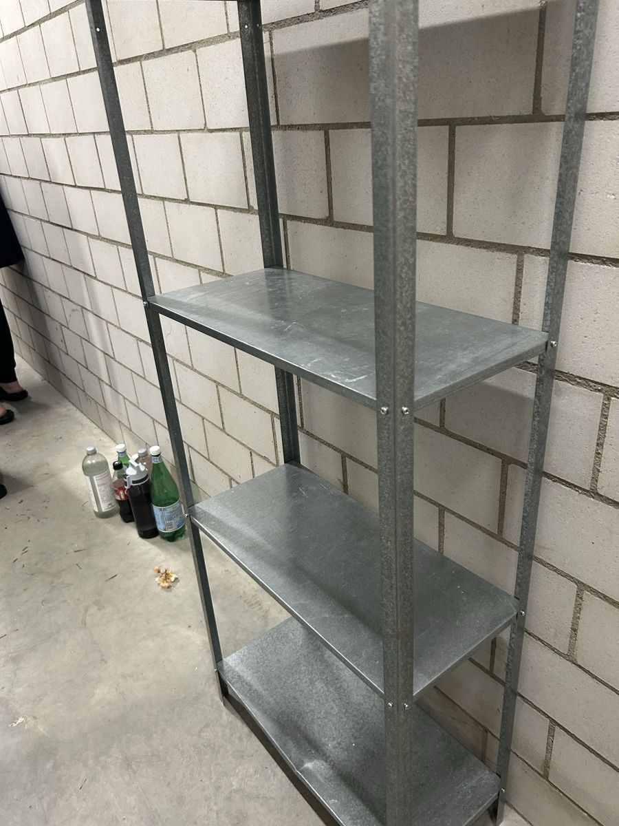 Scaffali: Steckregal Metall – Usato da Buchs ZH venduto da SegerLegende