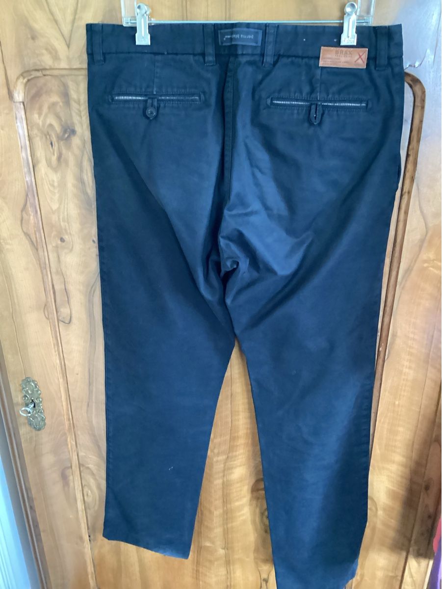 Brax Pantaloni: Brax, Herrenhose, Gr. 52 – Usato da Salenstein venduto da Esprit57 2