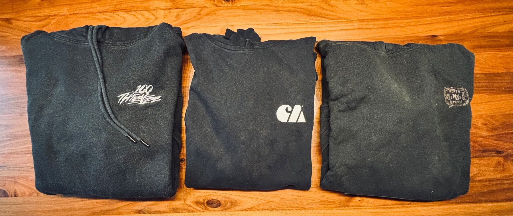 Pulls & Sweat-shirts: Pullover Grösse M: Set aus 7 – D'occasion à Muttenz par Anonym591 2