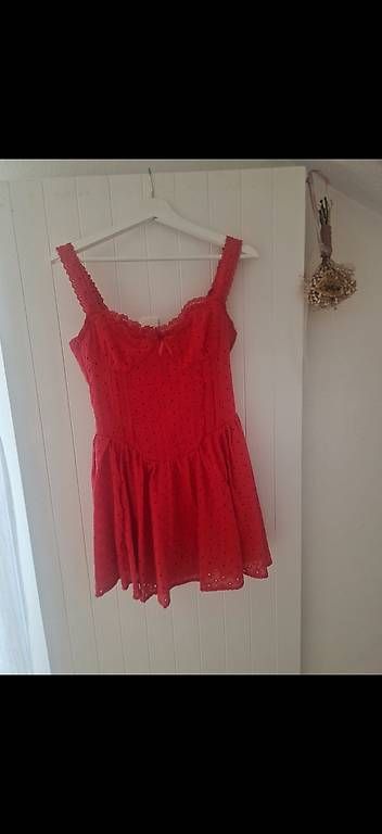 Vestiti: Cocktailkleid – Usato da Liestal venduto da loo_bh95