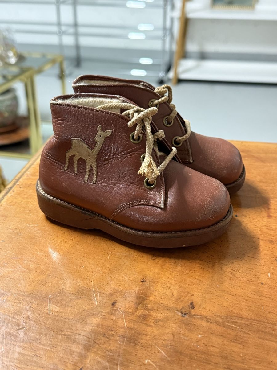 Bally Scarpe per ragazzi: Bally Primaire Leder Kinderschuhe – Usato da Aarburg venduto da Yula24