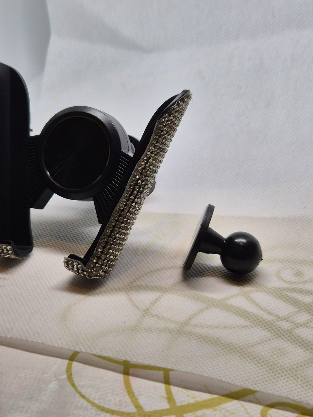 Staffe: Neuer schwarzer Strass-Auto-Smartphone-Halter – Nuovo e nell'imballaggio originale da Losone venduto da bal_gfp6 1