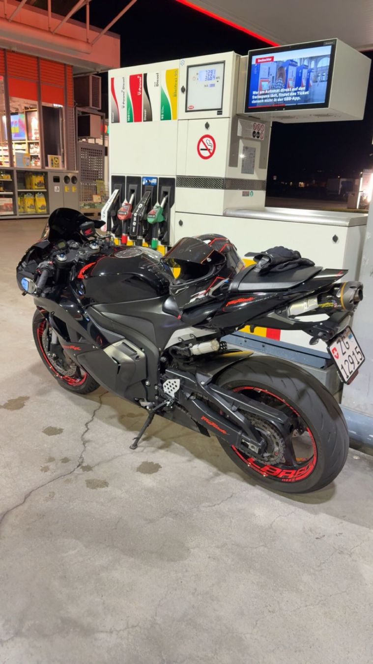 Honda Strada: Honda Cbr600rr pc40/ ABS/ 35kw – Usato da Cham venduto da leo_nqr5 1