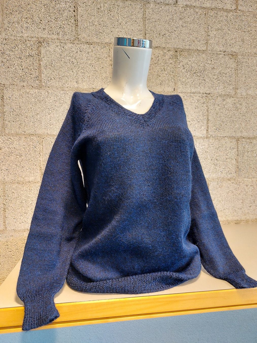 Pullover & Sweatshirts: Pullover Alpaka-Wolle Grösse M – Neu und originalverpackt aus Zuckenriet von Wakonda