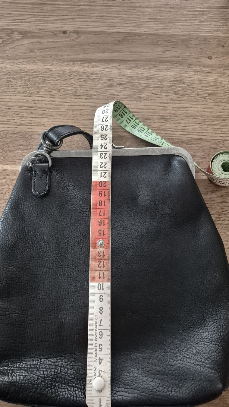 Taschen für Damen: Gusti Leder Umhängetasche – Neu (gemäss Beschreibung) aus Aarberg von Cnika 4
