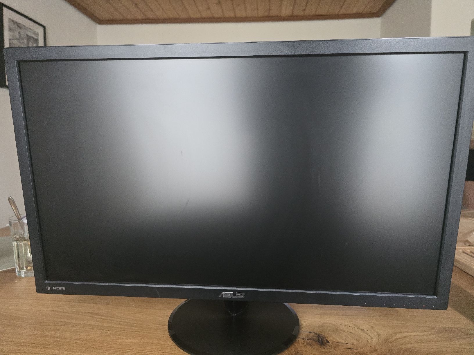 Monitor: Asus Monitor schwarz – Usato da Schänis venduto da lilu0506