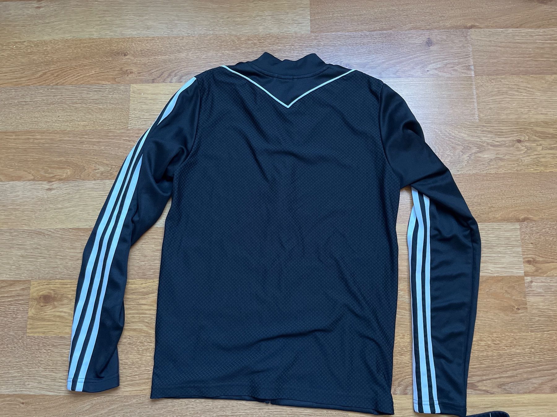 Adidas Lotti & Set di vestiti: Ensemble (Adidas et Old Navy) – Nuovo e nell'imballaggio originale da Genève venduto da fyshbird 4