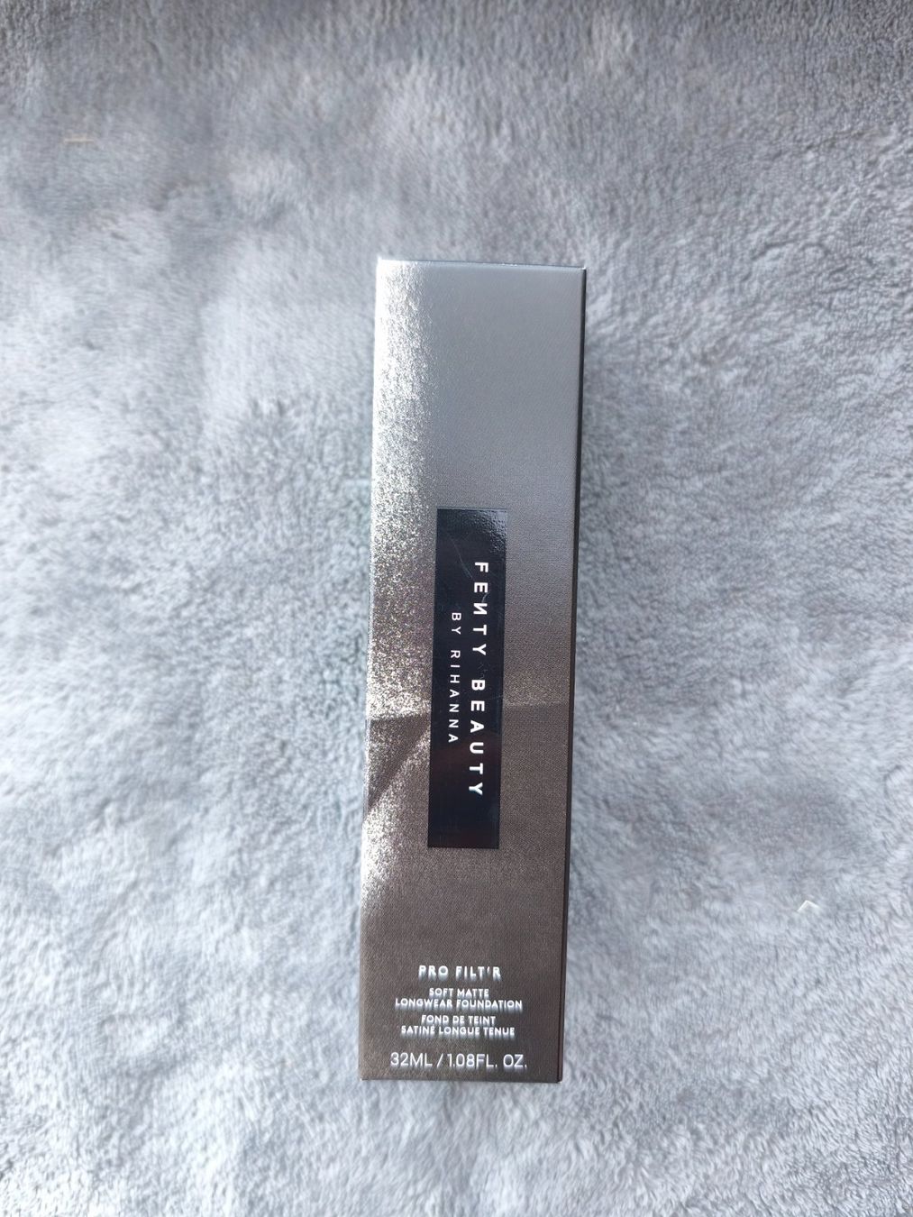 Make-up: Fenty Beauty Foundation - Shade 140 – Nuovo e nell'imballaggio originale da Studen BE venduto da Dianatorres 4