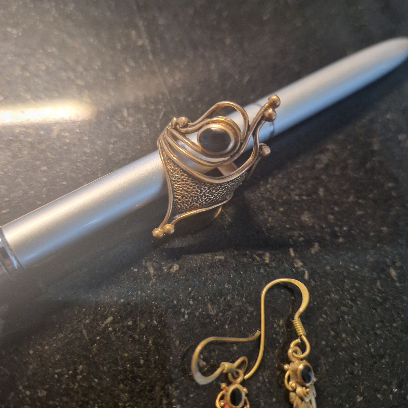 Altri gioielli: Schmuck-Set mit Onyx, neuwertig – Nuovo (secondo la descrizione) da Gränichen venduto da sunchi07 2