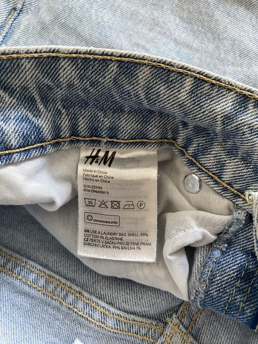 H&M Jeans: H&M Jeans  – D'occasion à Lützelflüh-Goldb par flu_q9tg 4