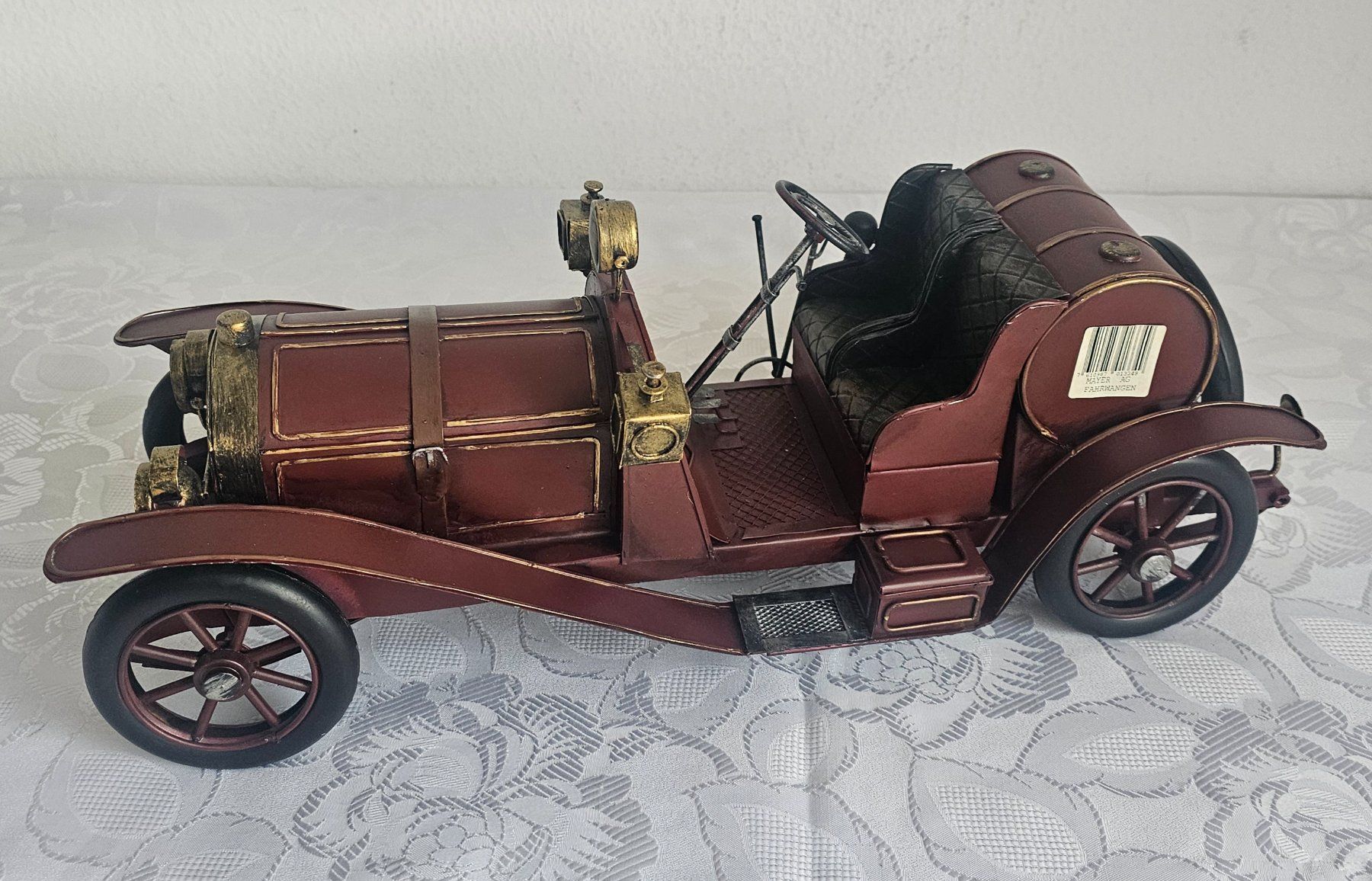 Voitures modèles: Antikes Auto aus Metall Handmade – D'occasion à Bronschhofen par Xena37