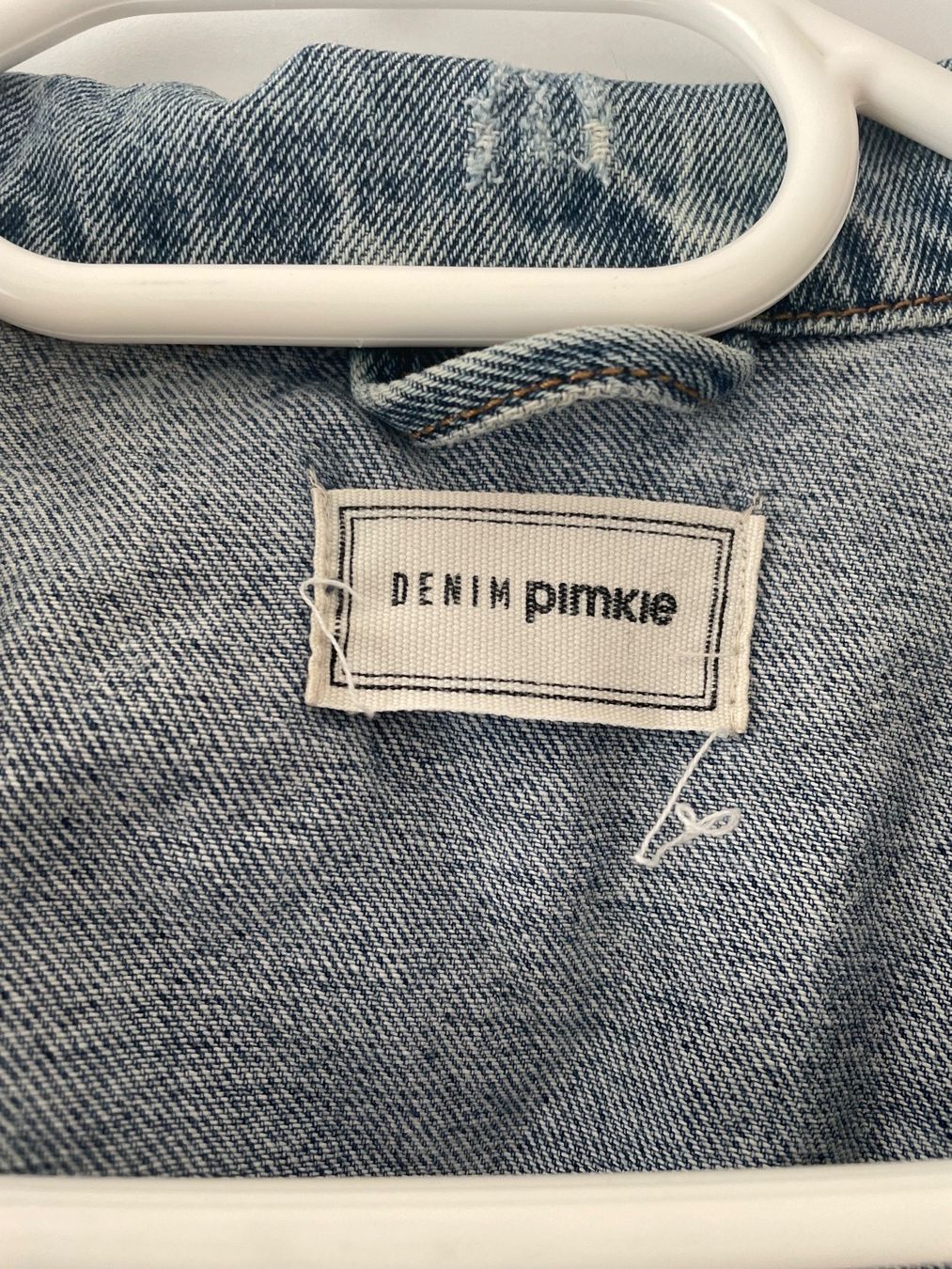 Giacche: Jeansjacke in Gr. S – Usato da Wil SG venduto da Miwil 2