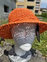 Sommerhut orange mit Etikett neu