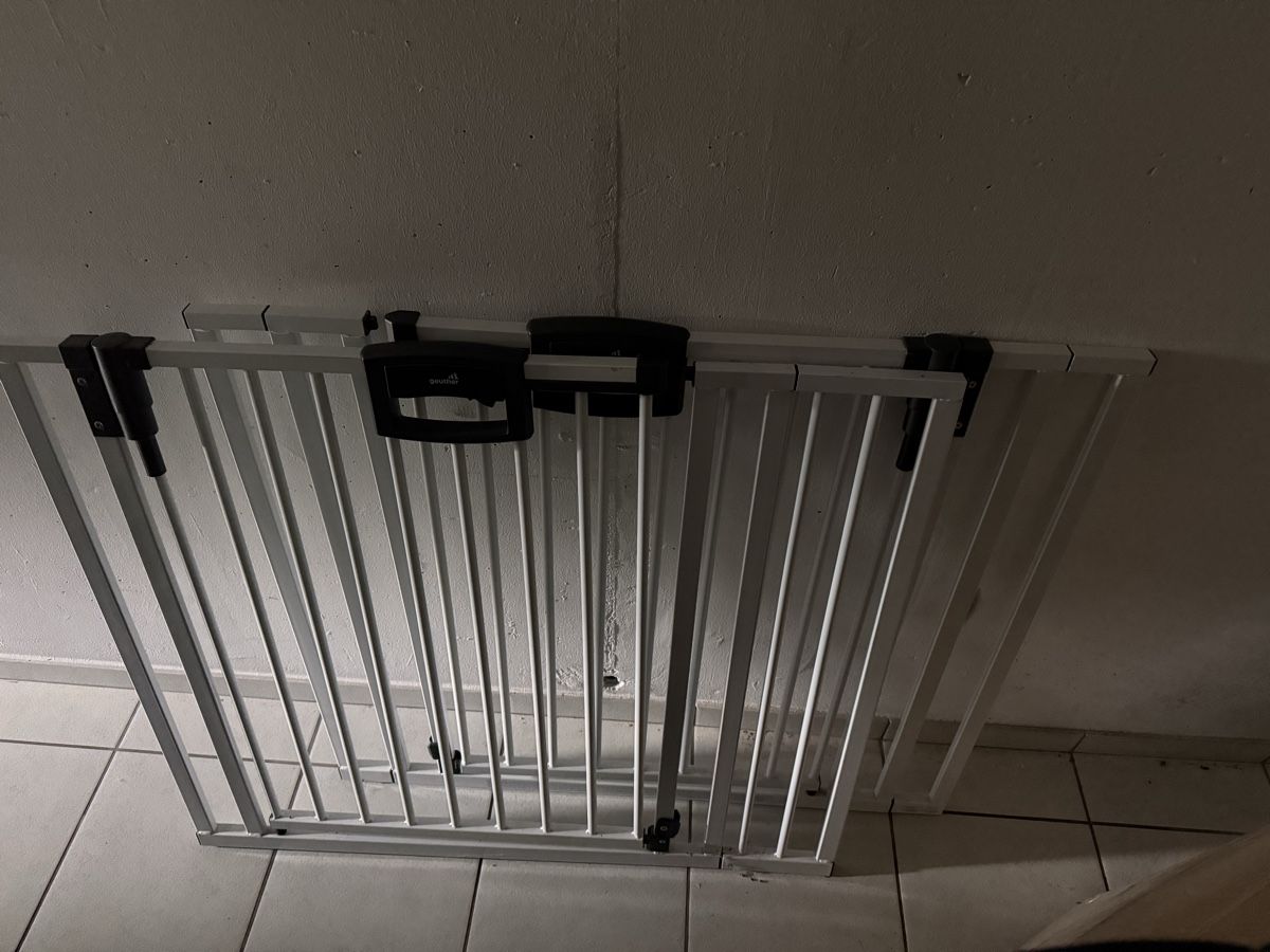 Geuther Box & Barriere di sicurezza: Türschutzgitter Geuter – Usato da Basel venduto da Oek007 1