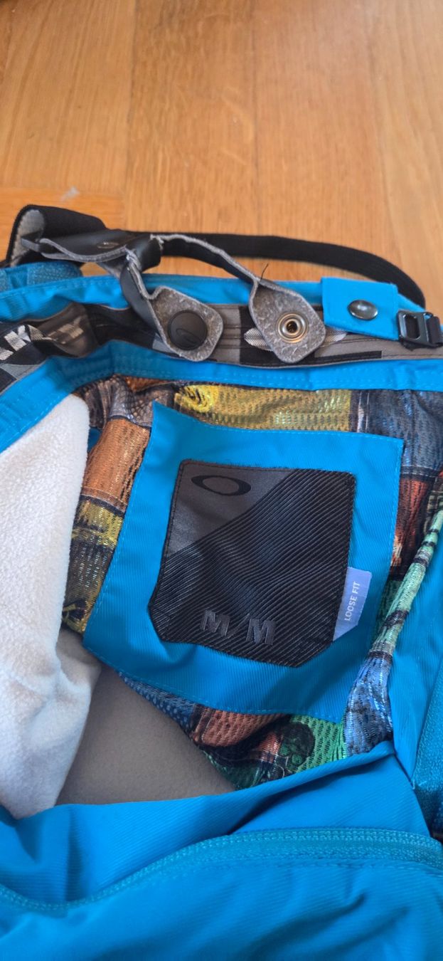 Oakley Anzüge, Sport- & Funktionsanzüge: Men Ski set Jacket & Pants – Gebraucht aus Zürich von giu_tp6p 6