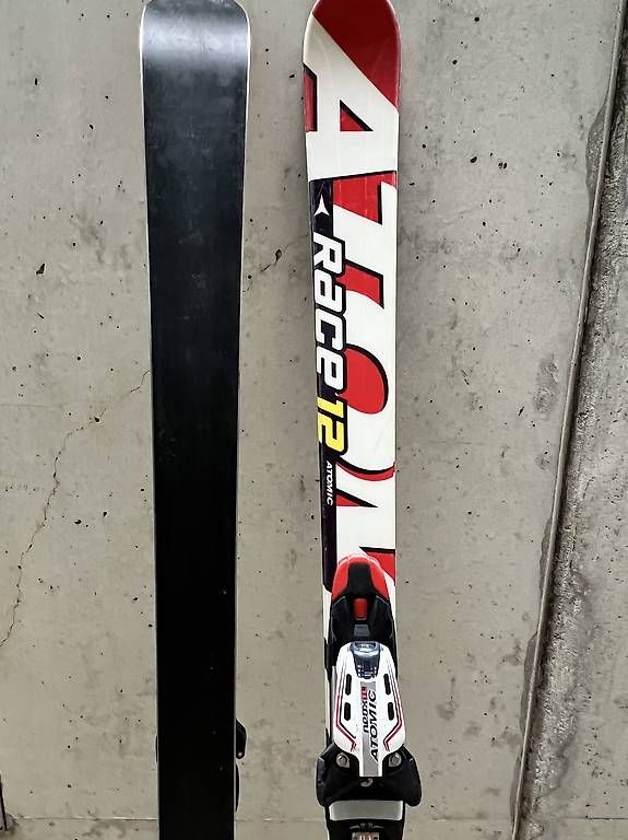 Atomic Sci: Ski atomic 151 cm – Usato da Faoug venduto da schneesauser